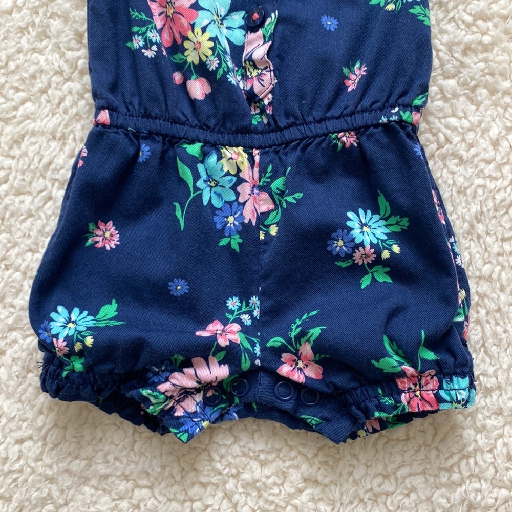 Carter’s Baby Girl Ruffled Floral Romper - Picture 3 of 11